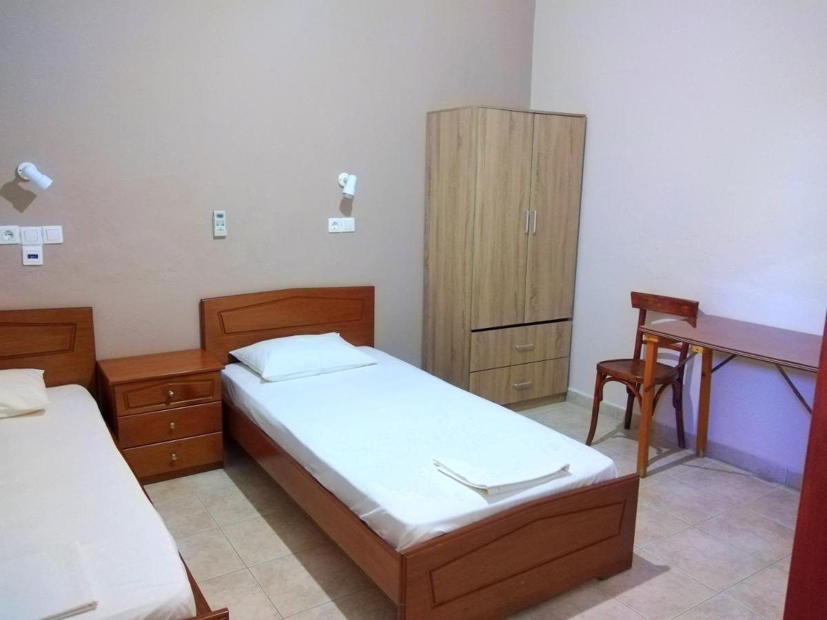 Rooms-Studio Anagnostou Lutrá Edipszú Kültér fotó